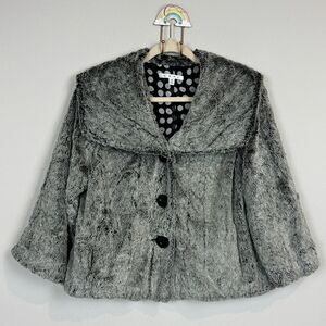 Cabi Chinchilly Soft Faux Fur Cropped Mod Jacket Grey M